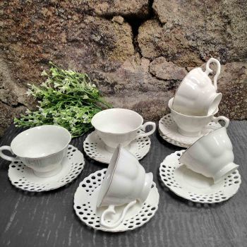 СЕРВИЗ ЗА КАФЕ И ЧАЙ ОТ  6 ЧАШИ И 6 ЧИНИЙКИ - ДАНТЕЛЕНА МАГИЯ