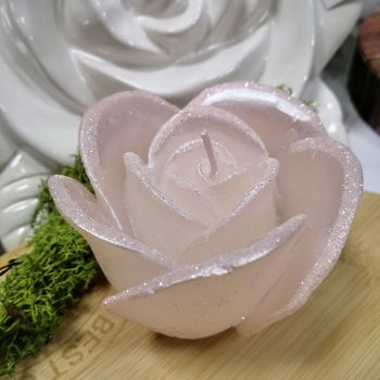 СВЕЩ  РАЗЦЪФНАЛА РОЗА - ЦВЕТНА ТОПЛИНА 