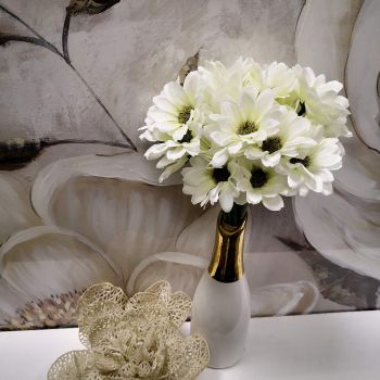 БУКЕТ ОТ НЕЖНИ БЕЛИ МАРГАРИТИ