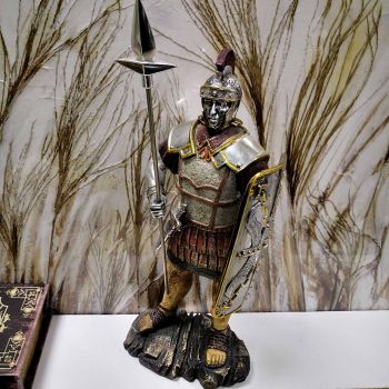 НАСТОЛНА ФИГУРА ЛЕГИОНЕР