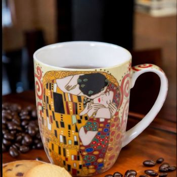 ЧАША В ПОДАРЪЧНА КУТИЯ - ЦЕЛУВКАТА НА ГУСТАВ КЛИМТ / червена орнаментика /