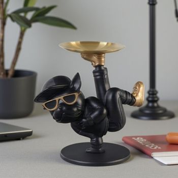 АРТ ПОДНОС КУЧЕ - ПАЗИТЕЛ НА МОДЕРНИЯ ДОМ