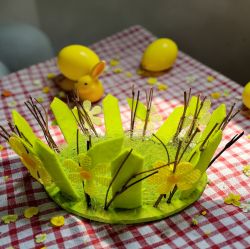 ВЕЛИКДЕНСКИ ПАНЕР ОТ ЕСТЕСТВЕНИ МАТЕРИАЛИ - ЗЕБЛО И КОНОП