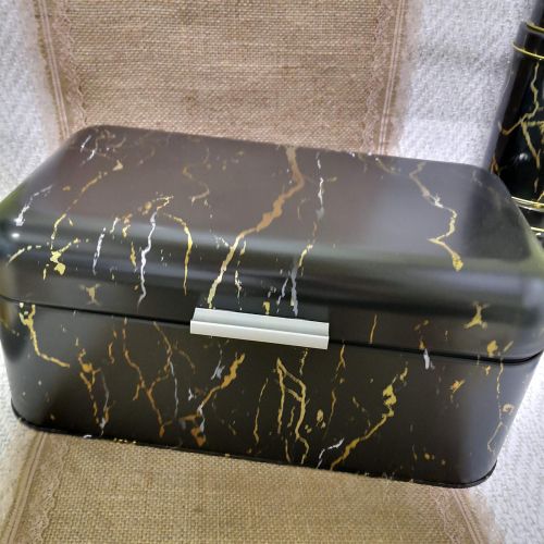 КУТИЯ ЗА ХЛЯБ