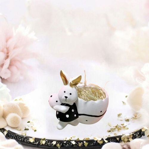 ПОСТАВКА ЗА ЯЙЦЕ - ЧЕРНО-БЯЛА КЛАСИКА