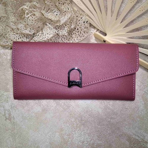 ДАМСКО ПОРТМОНЕ В ПОДАРЪЧНА КУТИЯ