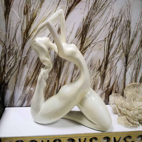 ФИГУРА ЖЕНА - РЕНЕСАНС ПРЕЗ ВЕКОВЕТЕ