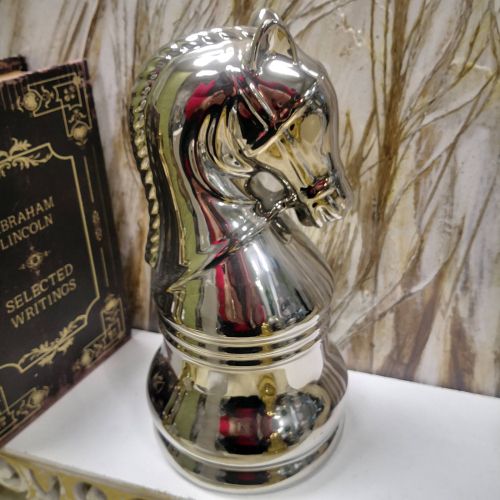 ШАХМАТНА ФИГУРА - КОН 