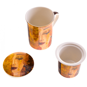 ПОРЦЕЛАНОВА ЧАША С КАПАЧЕ И ЦЕДКА ЗА ЗАПАРКА  ЗА ЧАЙ- ЗЛАТНАТА СЪЛЗА