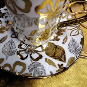 СЕРВИЗ ЗА КАФЕ И ЧАЙ / 6 чаши + 6 чинийки / - ЗЛАТНА ДАНТЕЛА ОТ ЦВЕТЯ 