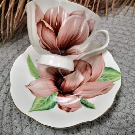 СЕРВИЗ ЗА КАФЕ / 6 ЧАШИ И 6 ЧИНИЙКИ / - УХАНИЕ НА СВЕЖЕСТ