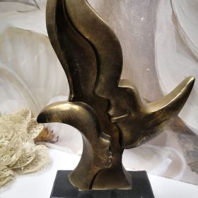 ФИГУРА - ПРЕПЛЕТЕНА ЛЮБОВ