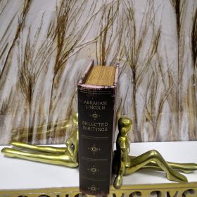 СТОПЕРИ ЗА КНИГИ - ЗАЕДНО МОЖЕМ