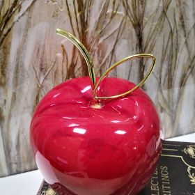 ФИГУРА ЧЕРВЕНА ЯБЪЛКА - СТРАСТ 