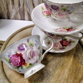 СЕРВИЗ ЗА КАФЕ / ЧАЙ  6 ЧАШИ И 6 ЧИНИЙКИ - РОЗОВА ГРАДИНА