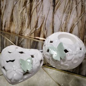 ПОРЦЕЛАНОВ СВЕЩНИК С ПЕПЕРУДА  / зелена / - ДАНТЕЛЕНИ ЦВЕТЯ