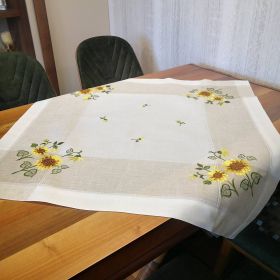 КАРЕ С БРОДЕРИЯ 90см*90см - СЛЪНЧОГЛЕДОВИ ПОЛЯ