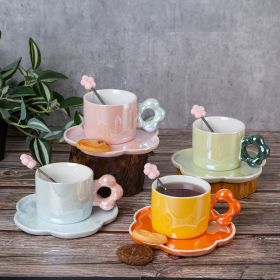 КОМПЛЕКТ ОТ ЧАША , ЧИНИЙКА И ЛЪЖИЧКА /зелена/ - ПРОЛЕТЕН ЦВЯТ