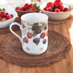 ЧАША В ПОДАРЪЧНА КУТИЯ - ВЕРИ БЕРИ