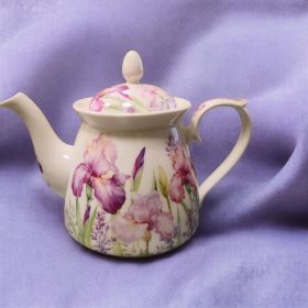 ЧАЙНИК - ПРИЯТЕЛСТВОТО НА ИРИСА