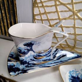 КОМПЛЕКТ ЗА ДВАМА / 2 чаши + 2 чинийки / - ГОЛЯМАТА ВЪЛНА