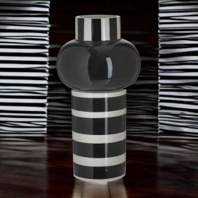 ВАЗА - ПЕСЕНТА НА КЛАВИШИТЕ