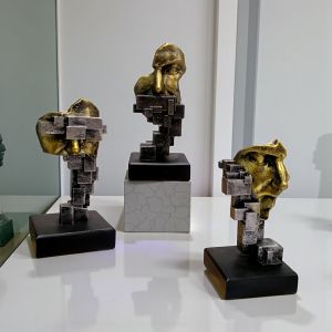 ТРИЛОГИЯ - ЛИЦАТА НА ПОЗНАНИЕТО