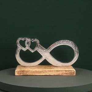 АРТ СТАТУЕТКА ДЪРВО И МЕТАЛ - ЛЮБОВНА БЕЗКРАЙНОСТ