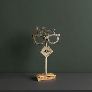 АРТ СТАТУЕТКА ДЪРВО И МЕТАЛ "МИСИС" - ГОСПОДАРКА НА ВРЕМЕТО 